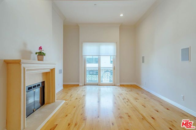 430 N Oakhurst Drive PH407, Beverly Hills, CA 90210