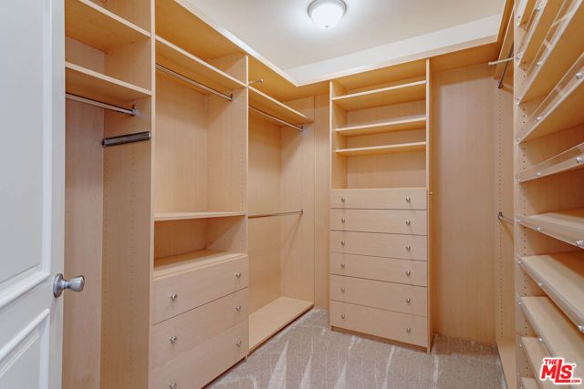 430 N Oakhurst Drive PH407, Beverly Hills, CA 90210