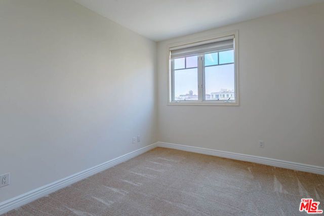 430 N Oakhurst Drive PH407, Beverly Hills, CA 90210
