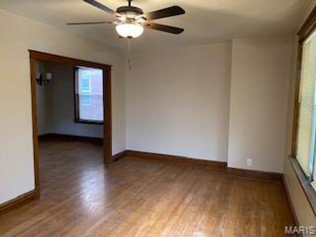 4947 Tholozan Avenue, St Louis, MO 63109