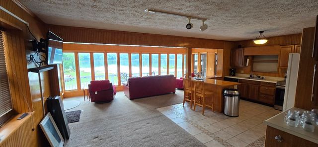 33 Creek View Ln, Waverly, TN 37185