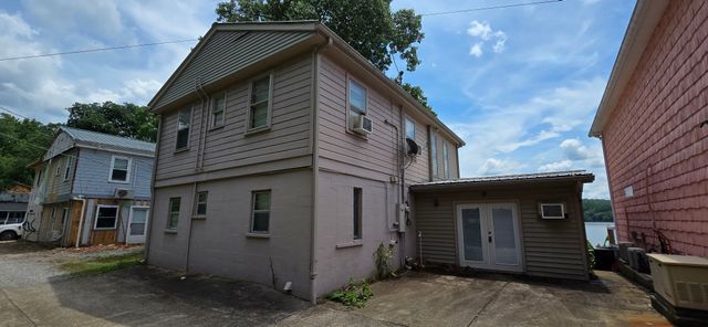 33 Creek View Ln, Waverly, TN 37185