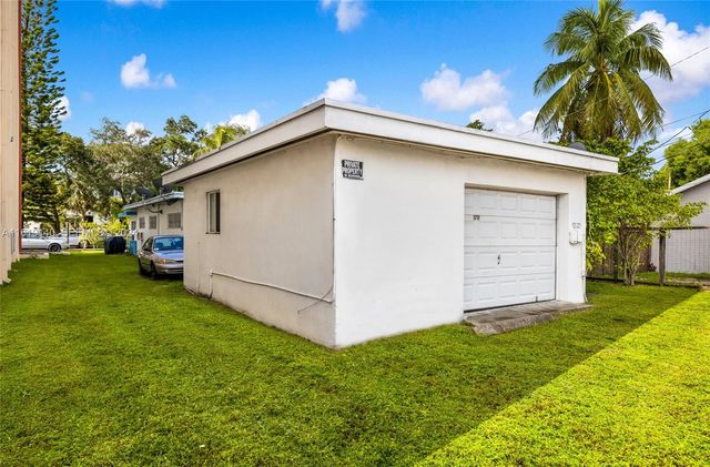 1711 Buchanan Street, Hollywood, FL 33020