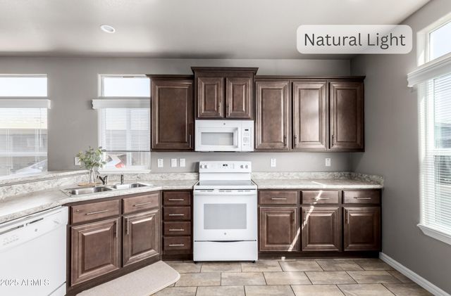 650 N Hawes Road 3622, Mesa, AZ 85207