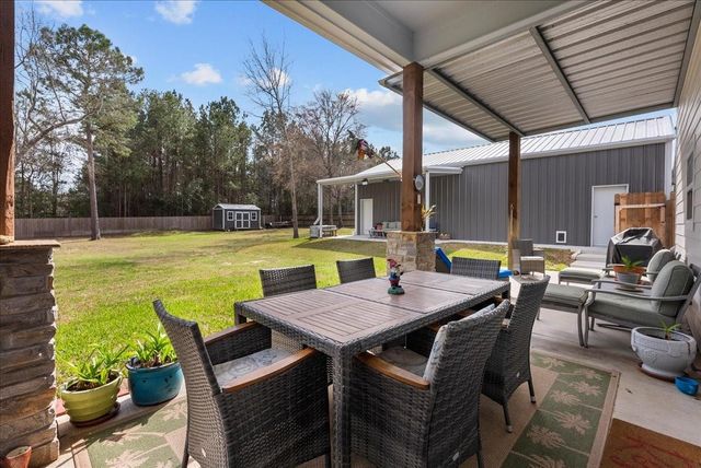 305 Northwood Park, Livingston, TX 77351