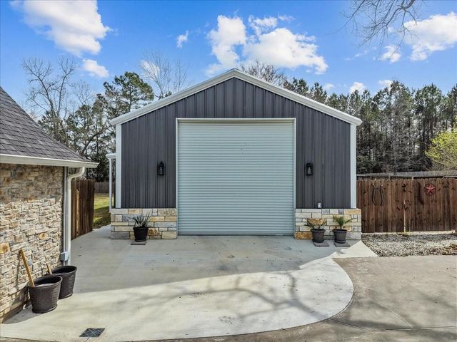 305 Northwood Park, Livingston, TX 77351