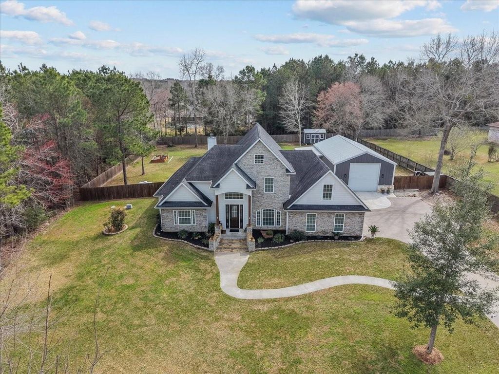 305 Northwood Park, Livingston, TX 77351