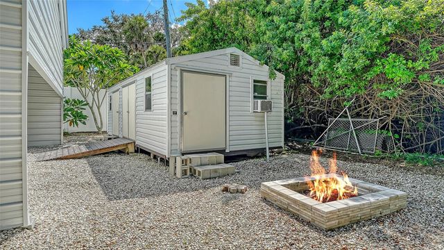 3716 46TH AVENUE DRIVE W, Bradenton, FL 34210
