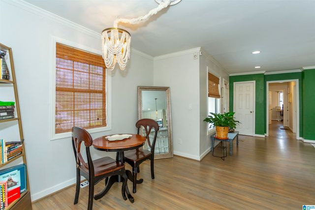 1621 CRESTHILL ROAD, Birmingham, AL 35213