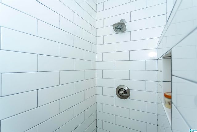 1621 CRESTHILL ROAD, Birmingham, AL 35213