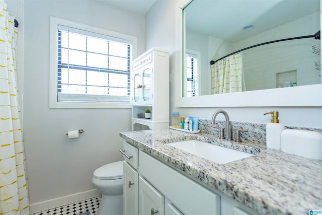 1621 CRESTHILL ROAD, Birmingham, AL 35213