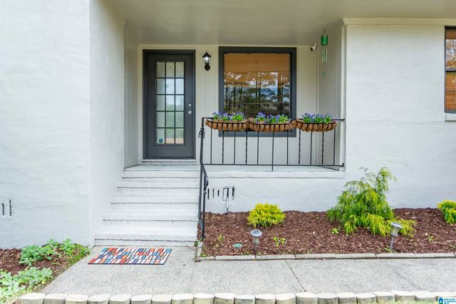 1621 CRESTHILL ROAD, Birmingham, AL 35213