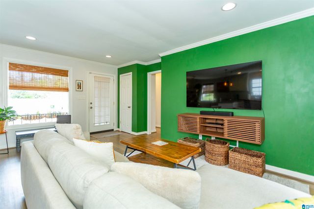 1621 CRESTHILL ROAD, Birmingham, AL 35213