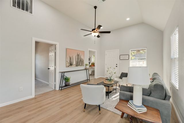 1101 Freeman Street, Fort Worth, TX 76104