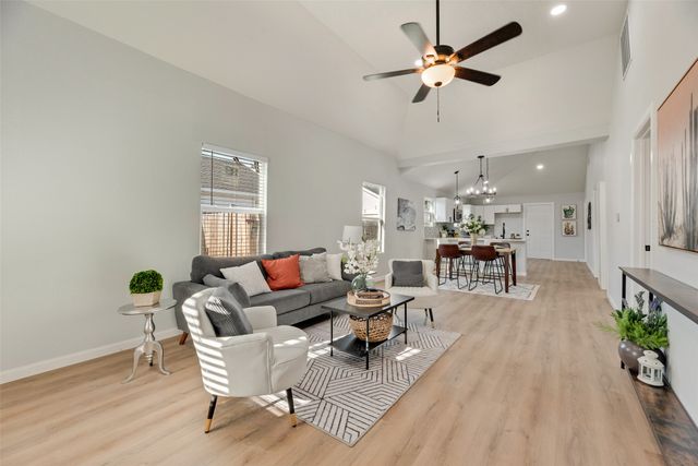 1101 Freeman Street, Fort Worth, TX 76104