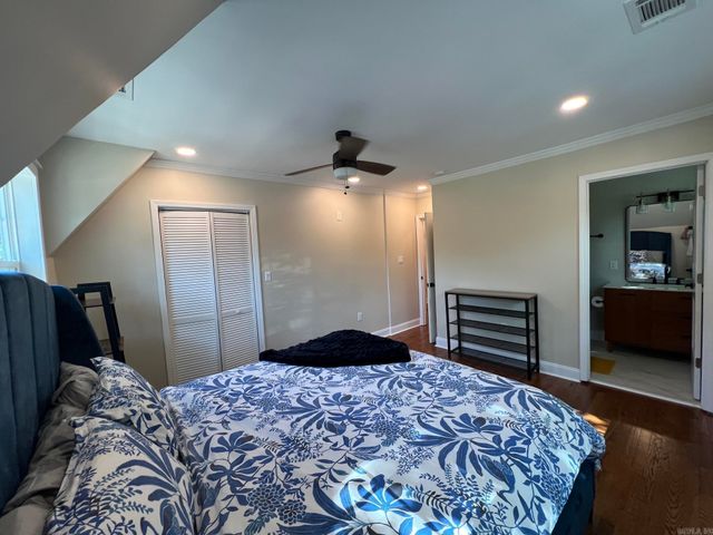 6223 CANTRELL Road, Little Rock, AR 72207