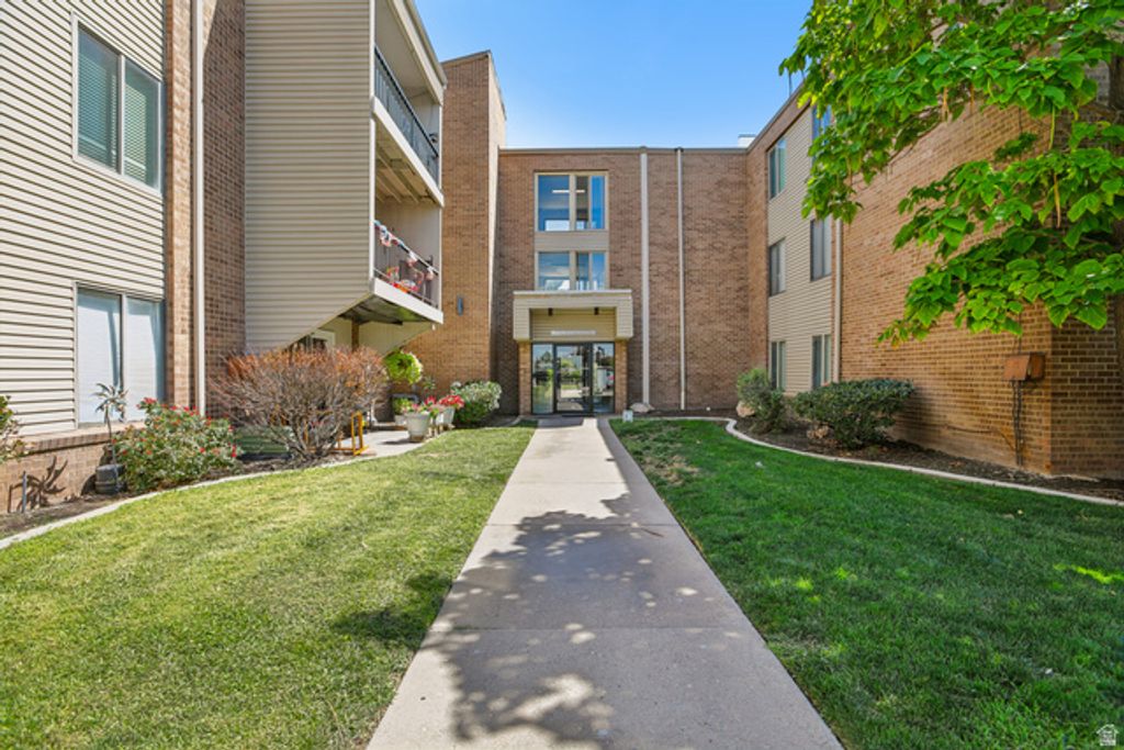 290 N 500 W #301, Bountiful, UT 84010 — photo 2