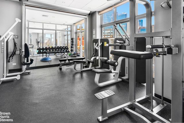500 W 43rd St Apt 11J, New York City, NY 10036