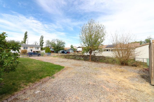 472 Ananessa Drive, Grand Junction, CO 81504