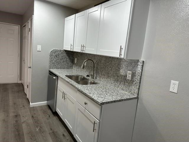 5204 HENDRIX Drive, The Colony, TX 75056