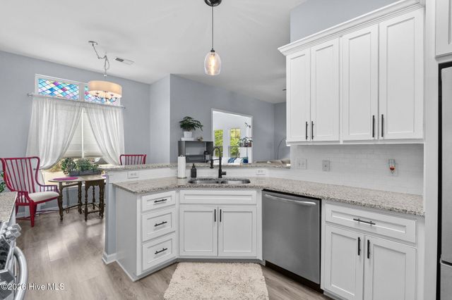 886 Willow Walk NW, Calabash, NC 28467