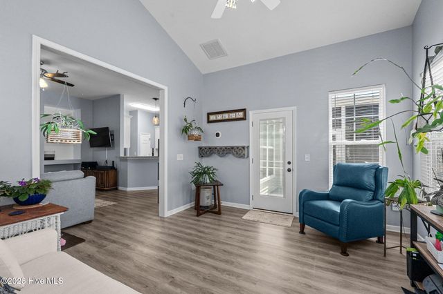 886 Willow Walk NW, Calabash, NC 28467