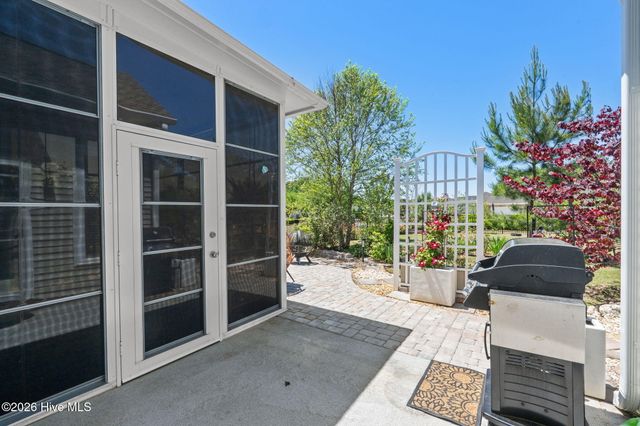 886 Willow Walk NW, Calabash, NC 28467