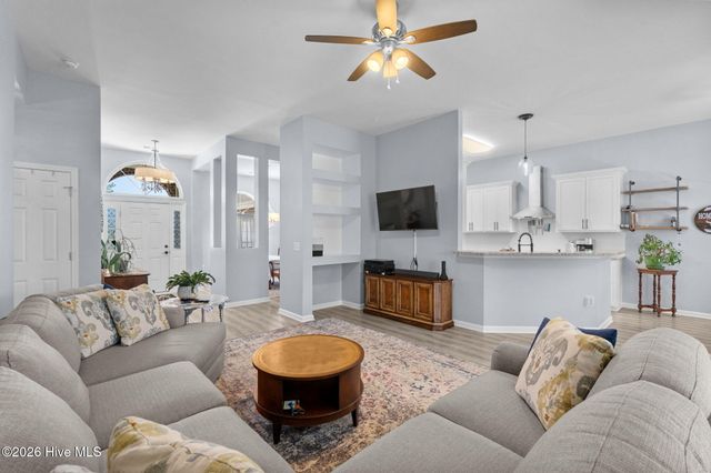 886 Willow Walk NW, Calabash, NC 28467