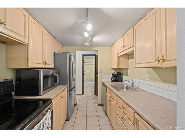 7780 W 38th Ave 102, Wheat Ridge, CO 80033