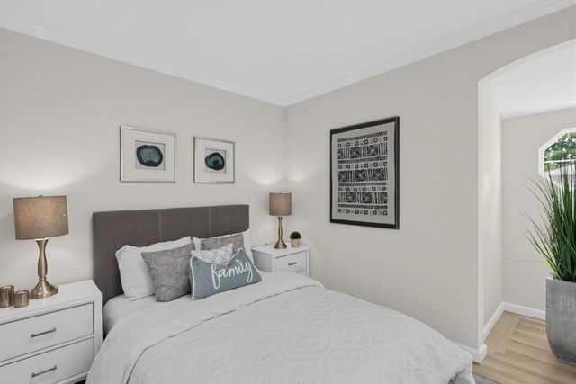 715 Hudson Street, Redwood City, CA 94061