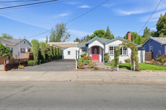 715 Hudson Street, Redwood City, CA 94061