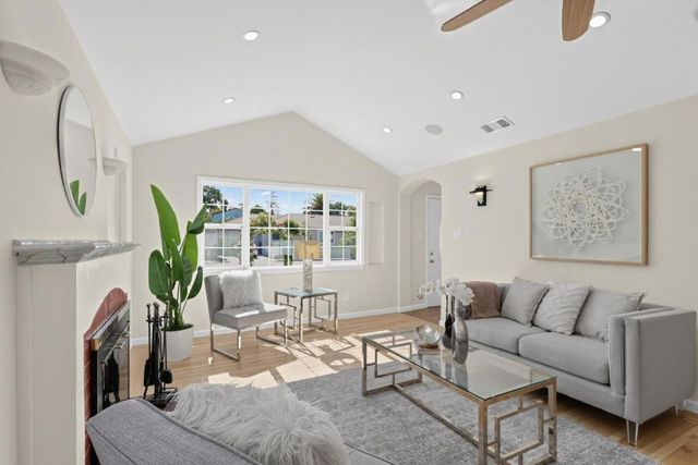 715 Hudson Street, Redwood City, CA 94061