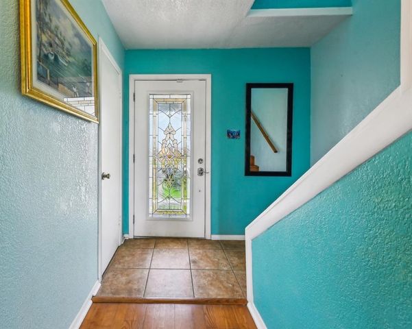 1671 Blue Water Drive, Freeport, TX 77541