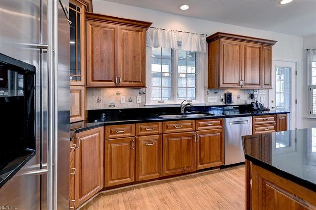 100 Westbury, Williamsburg, VA 23188