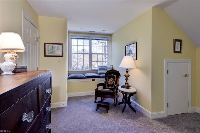 100 Westbury, Williamsburg, VA 23188