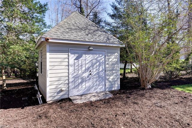 100 Westbury, Williamsburg, VA 23188