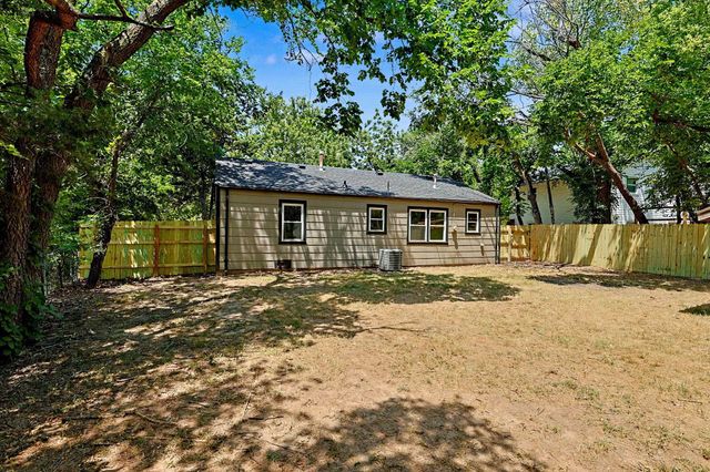 5811 E Skinner, Wichita, KS 67218