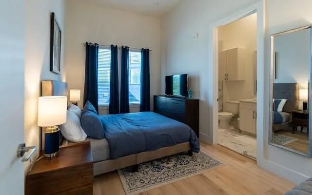 3275 Summer Street 6101, Houston, TX 77007