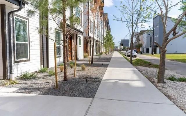 3275 Summer Street 6101, Houston, TX 77007