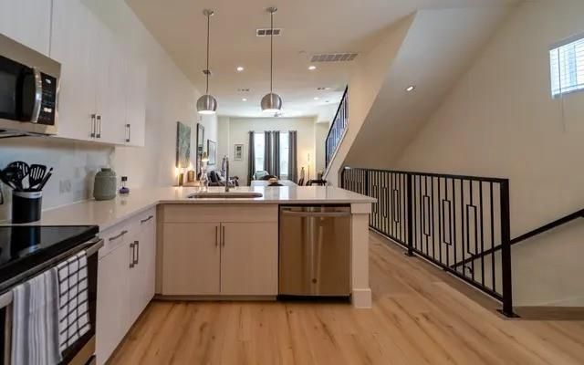 3275 Summer Street 6101, Houston, TX 77007