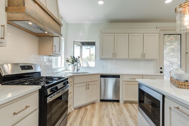 210 Main Street, New Home, TX 79383