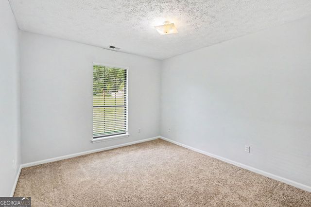 8220 Englewood Trail, Riverdale, GA 30274