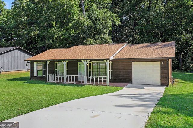 8220 Englewood Trail, Riverdale, GA 30274