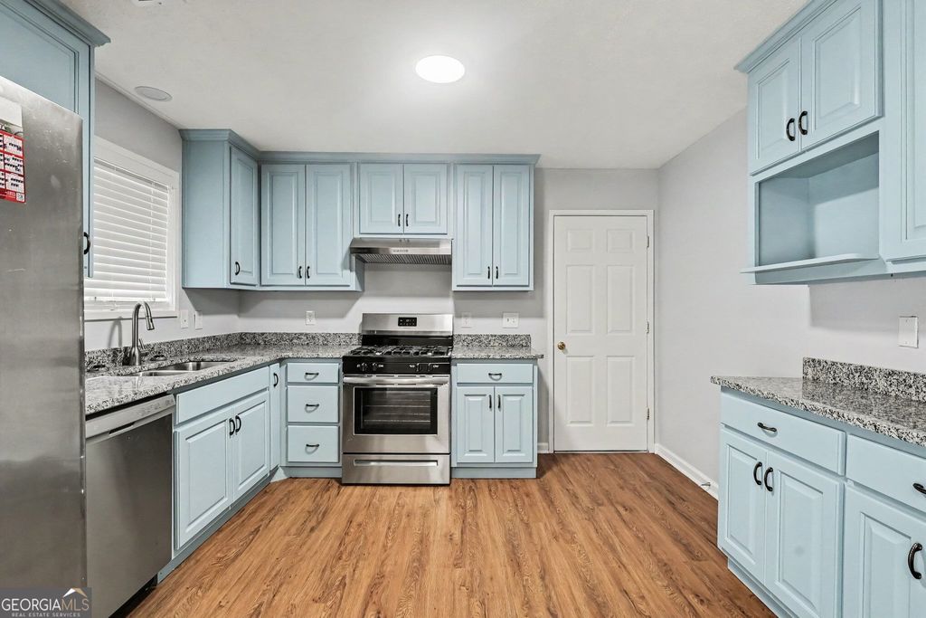 8220 Englewood Trail, Riverdale, GA 30274 — photo 4
