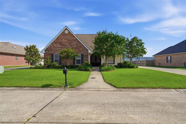 2245 S Kingswood St Street, Lake Charles, LA 70605