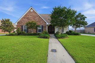 2245 S Kingswood St Street, Lake Charles, LA 70605