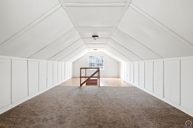 2638 SE Virginia AVE, Topeka, KS 66605