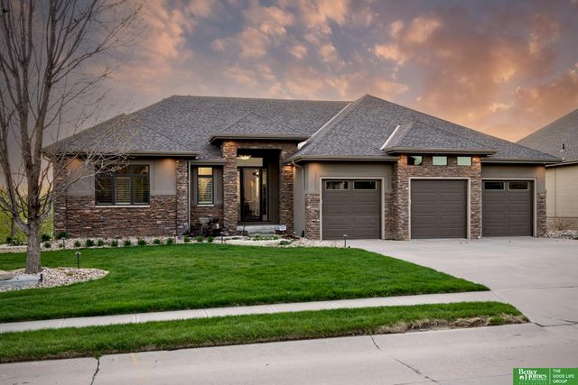 3906 N 195th Street, Elkhorn, NE 68022