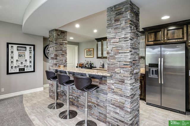 3906 N 195th Street, Elkhorn, NE 68022