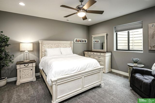 3906 N 195th Street, Elkhorn, NE 68022